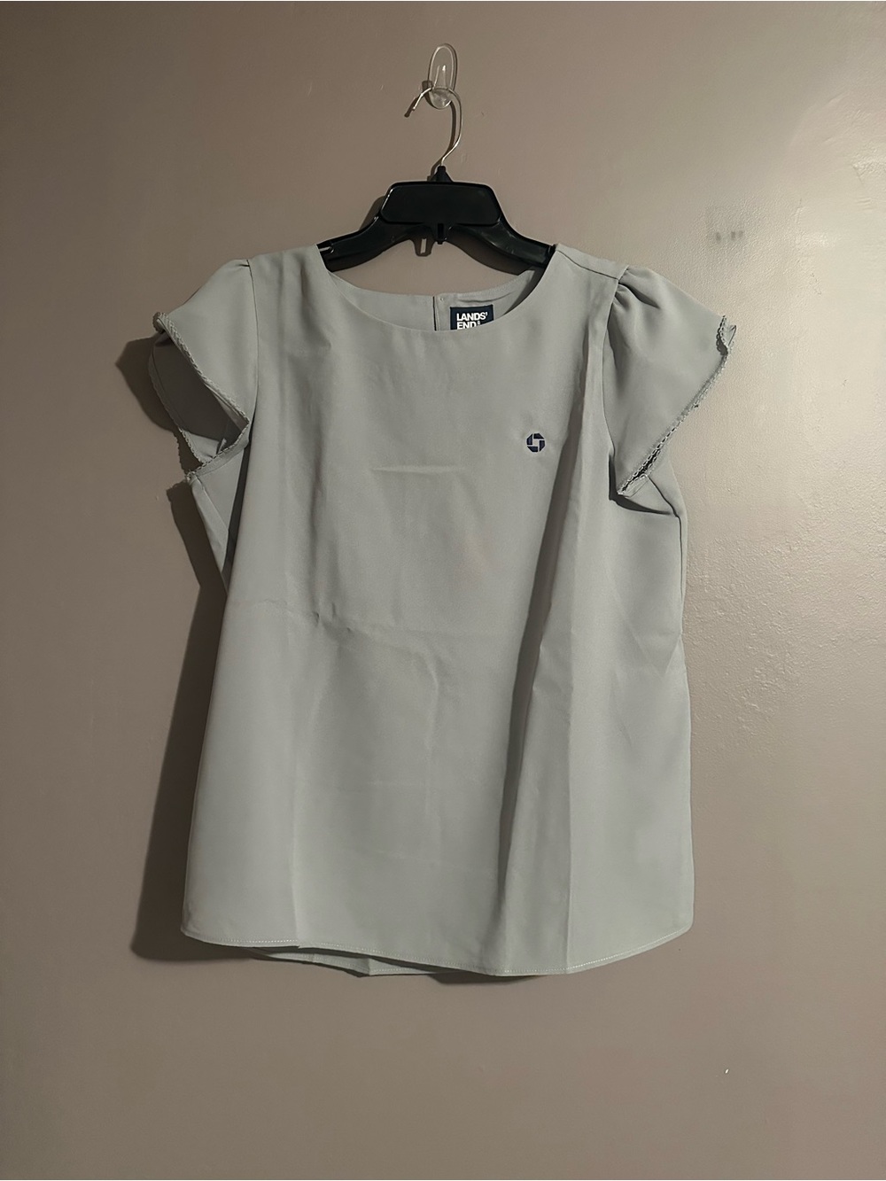 Chase Lands' End Light Gray Cap Sleeve Top